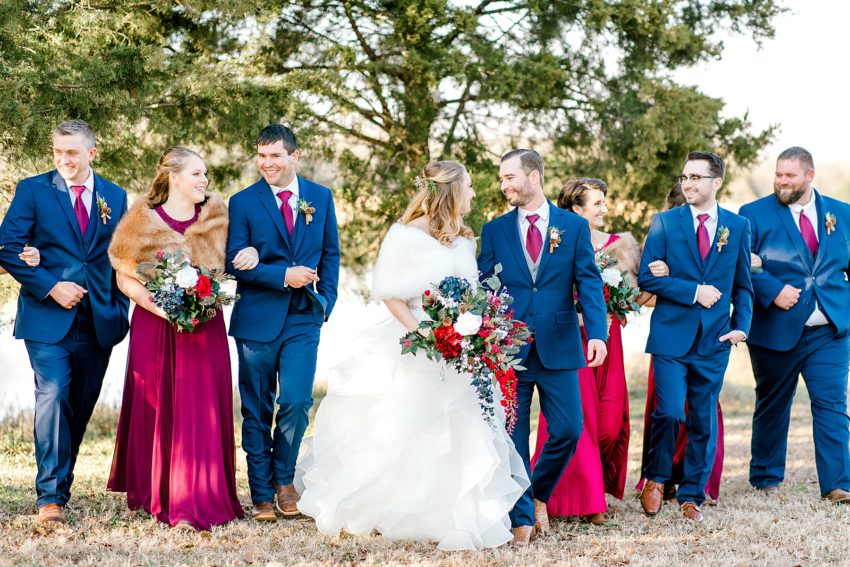 Christmas Winter Wedding (Emory, Texas) | Becca Sue Photography - www.beccasuephotography.com