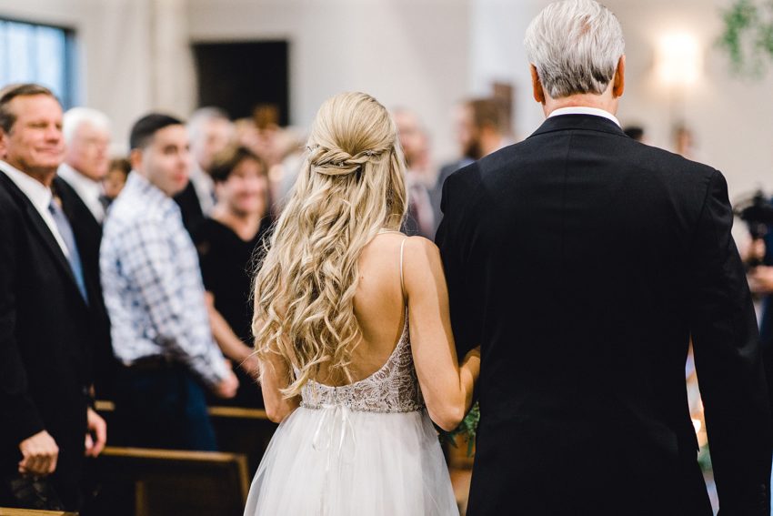 Black and Burgundy Winter Wedding (Grapevine, Texas) | Becca Sue Photography - www.beccasuephotography.com
