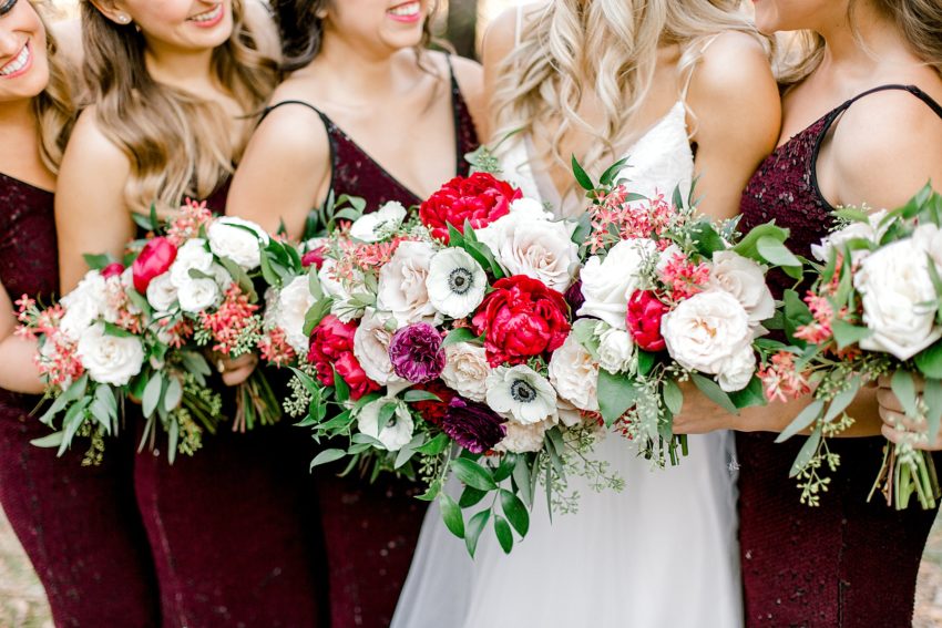 Black and Burgundy Winter Wedding (Grapevine, Texas) | Becca Sue Photography - www.beccasuephotography.com