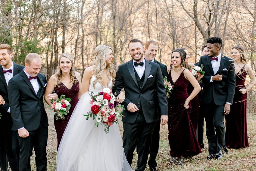 Black and Burgundy Winter Wedding (Grapevine, Texas) | Becca Sue Photography - www.beccasuephotography.com