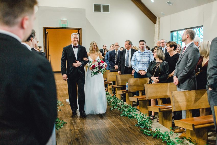 Black and Burgundy Winter Wedding (Grapevine, Texas) | Becca Sue Photography - www.beccasuephotography.com