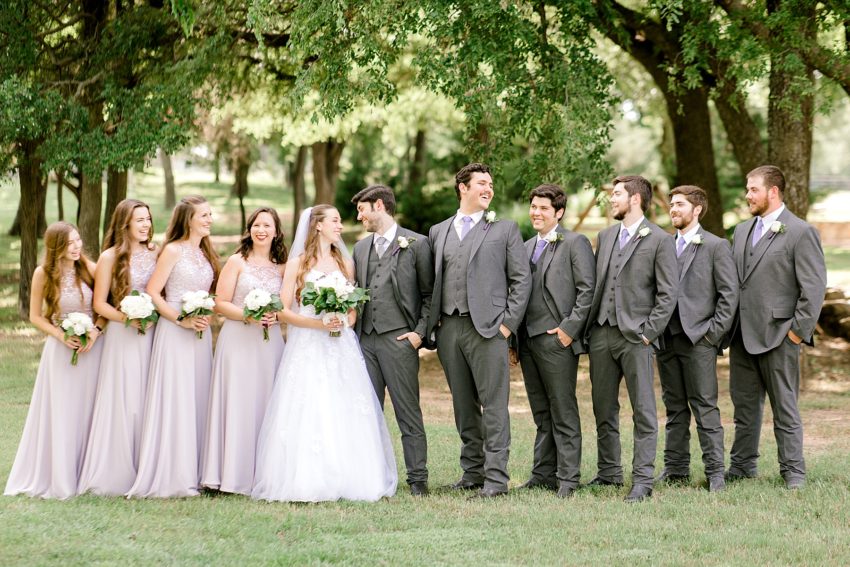 Sweet Summer Wedding (Weatherford, Texas) | Becca Sue Photography www.beccasuephotography.com