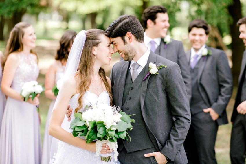 Sweet Summer Wedding (Weatherford, Texas) | Becca Sue Photography www.beccasuephotography.com