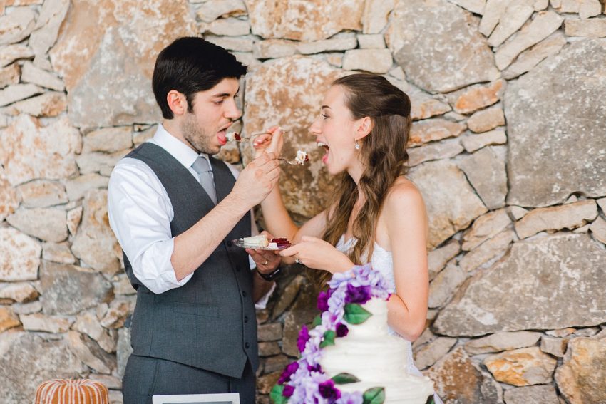 Sweet Summer Wedding (Weatherford, Texas) | Becca Sue Photography www.beccasuephotography.com
