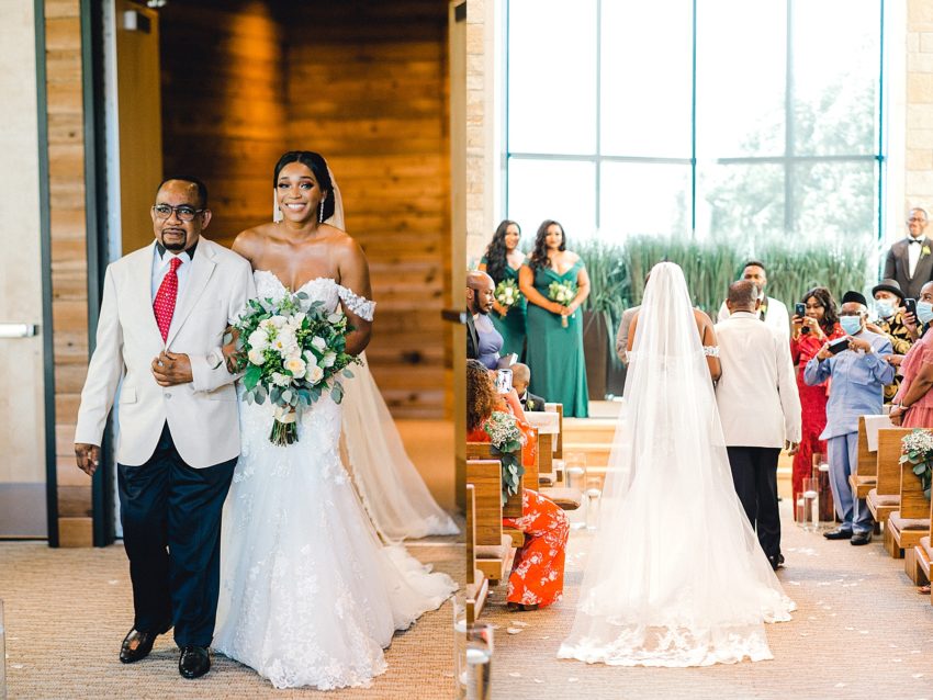 Emerald Green and Mustard Romantic Wedding (Dallas, Texas) | beccasuephotography