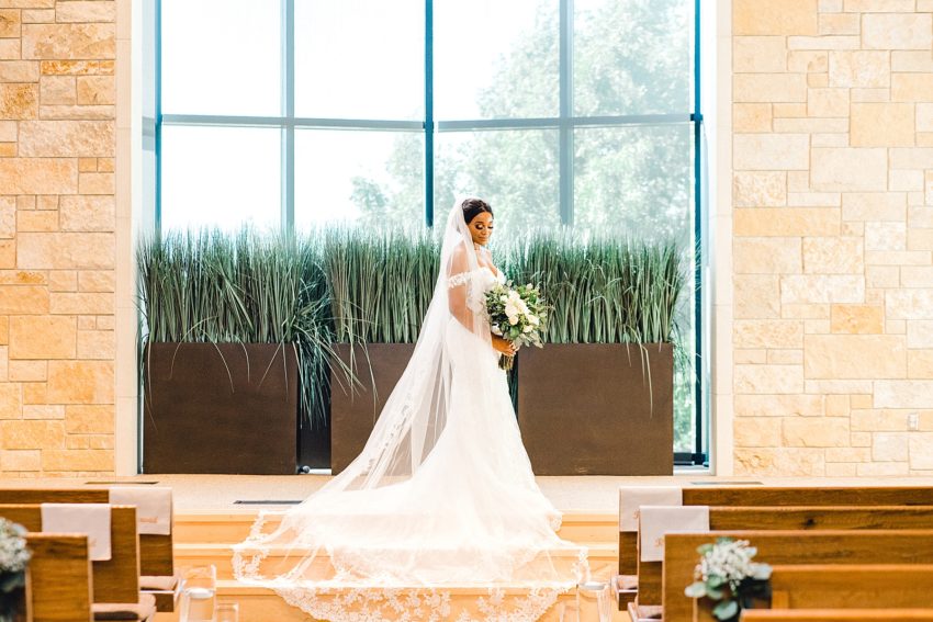Emerald Green and Mustard Romantic Wedding (Dallas, Texas) | beccasuephotography