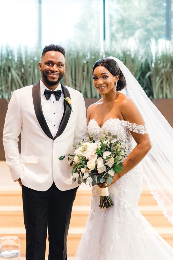 Emerald Green and Mustard Romantic Wedding (Dallas, Texas) | beccasuephotography
