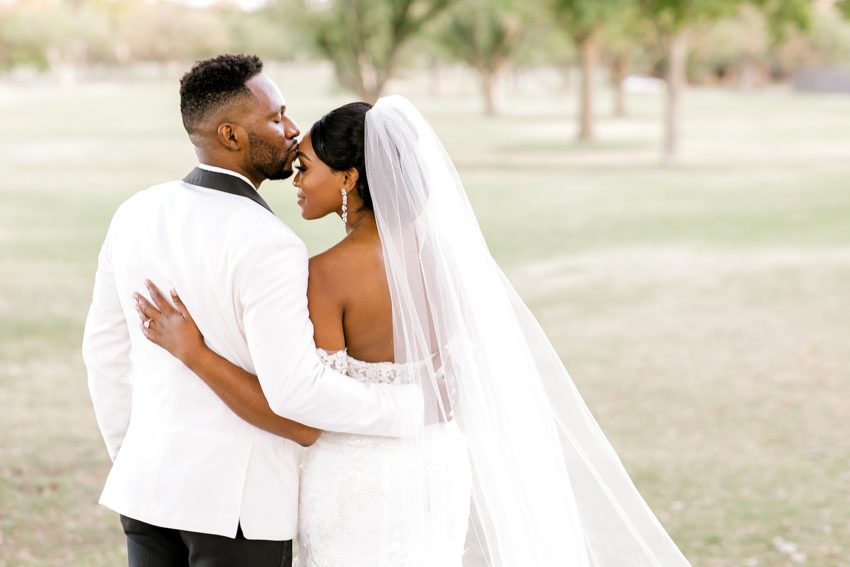 Emerald Green and Mustard Romantic Wedding (Dallas, Texas) | beccasuephotography