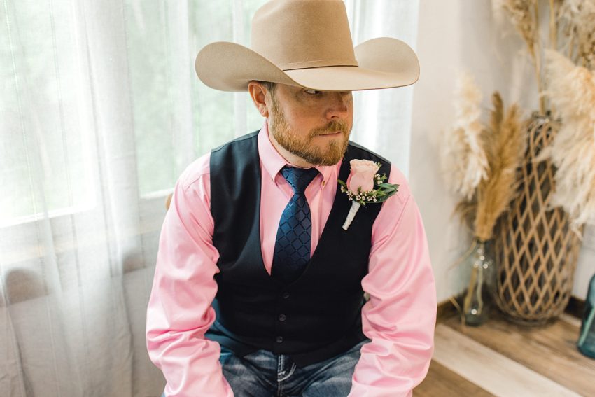 Sweet and Simple Spring Wedding (Tyler, Texas) | Becca Sue Photography www.beccasuephotography.com