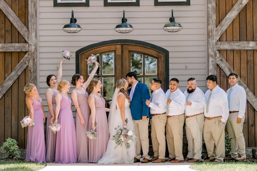 https://beccasuephotography.com/campbell-cincotta-wedding/
