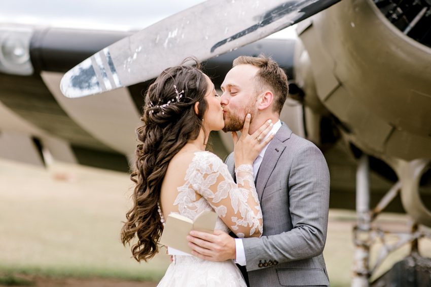 Hill Country Fall Wedding (Fredericksburg, Texas) | read more at beccasuephotography.com