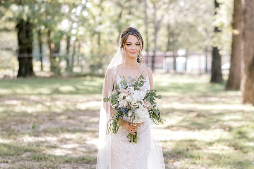 Romantic Mauve Fall Wedding - Bonham, Texas | read more at beccasuephotography.com