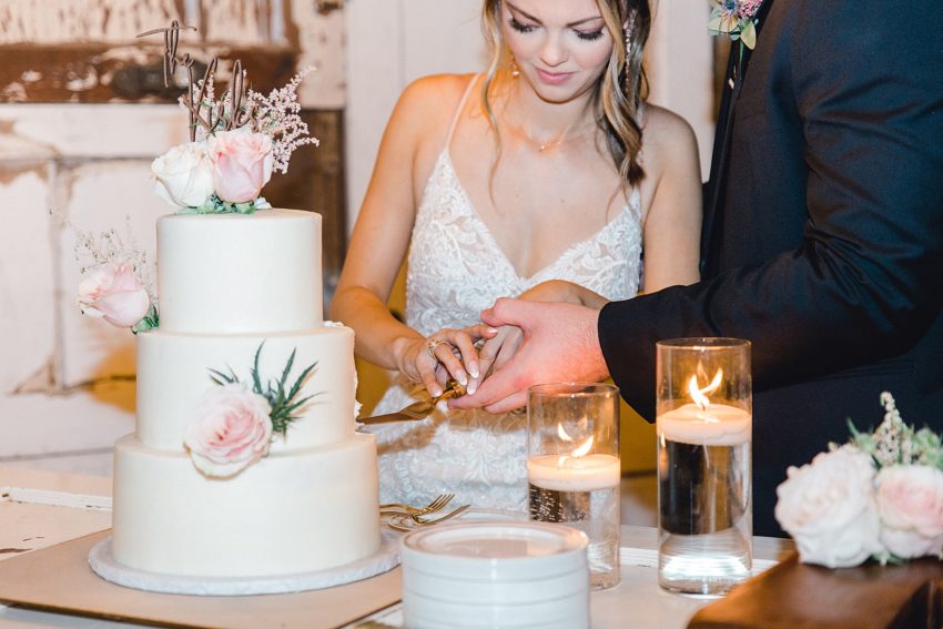 Romantic Mauve Fall Wedding - Bonham, Texas | read more at beccasuephotography.com