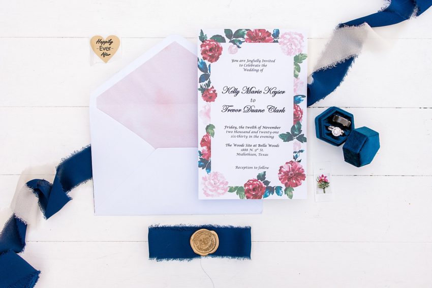 Beautiful Navy and Burgundy Fall Wedding (Midlothian, Texas) | read more at beccasuephotography.com