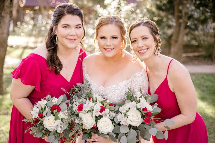 Beautiful Navy and Burgundy Fall Wedding (Midlothian, Texas) | read more at beccasuephotography.com