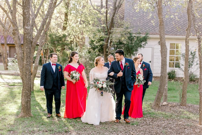 Beautiful Navy and Burgundy Fall Wedding (Midlothian, Texas) | read more at beccasuephotography.com