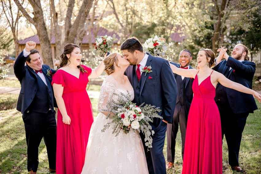 Beautiful Navy and Burgundy Fall Wedding (Midlothian, Texas) | read more at beccasuephotography.com