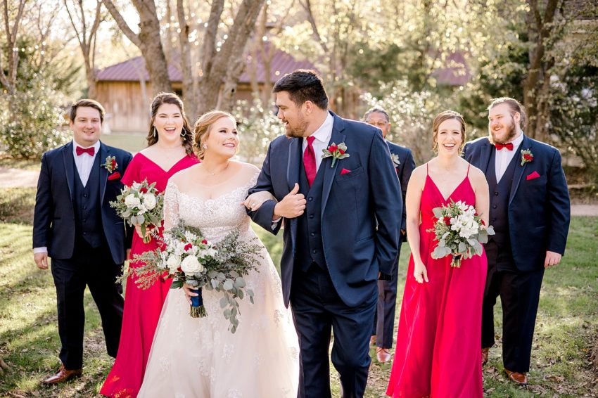 Beautiful Navy and Burgundy Fall Wedding (Midlothian, Texas) | read more at beccasuephotography.com