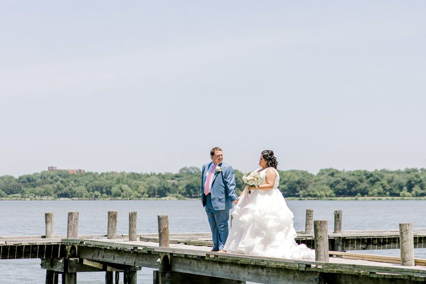 Blush and Gold Summer Wedding (Dallas, Texas) | Becca Sue Photography www.beccasuephotography.com
