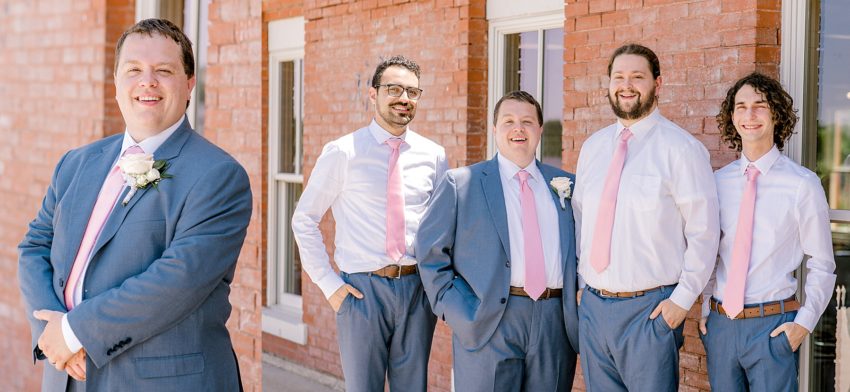 Blush and Gold Summer Wedding (Dallas, Texas) | Becca Sue Photography www.beccasuephotography.com